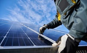 Asesoramos a promotores internacionales sobre cómo desenvolverse en los marcos jurídicos energéticos del Caribe para mejorar la financiabilidad de los proyectos